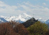 17 - Il monte Zucco e sullo sfondo l'Arera